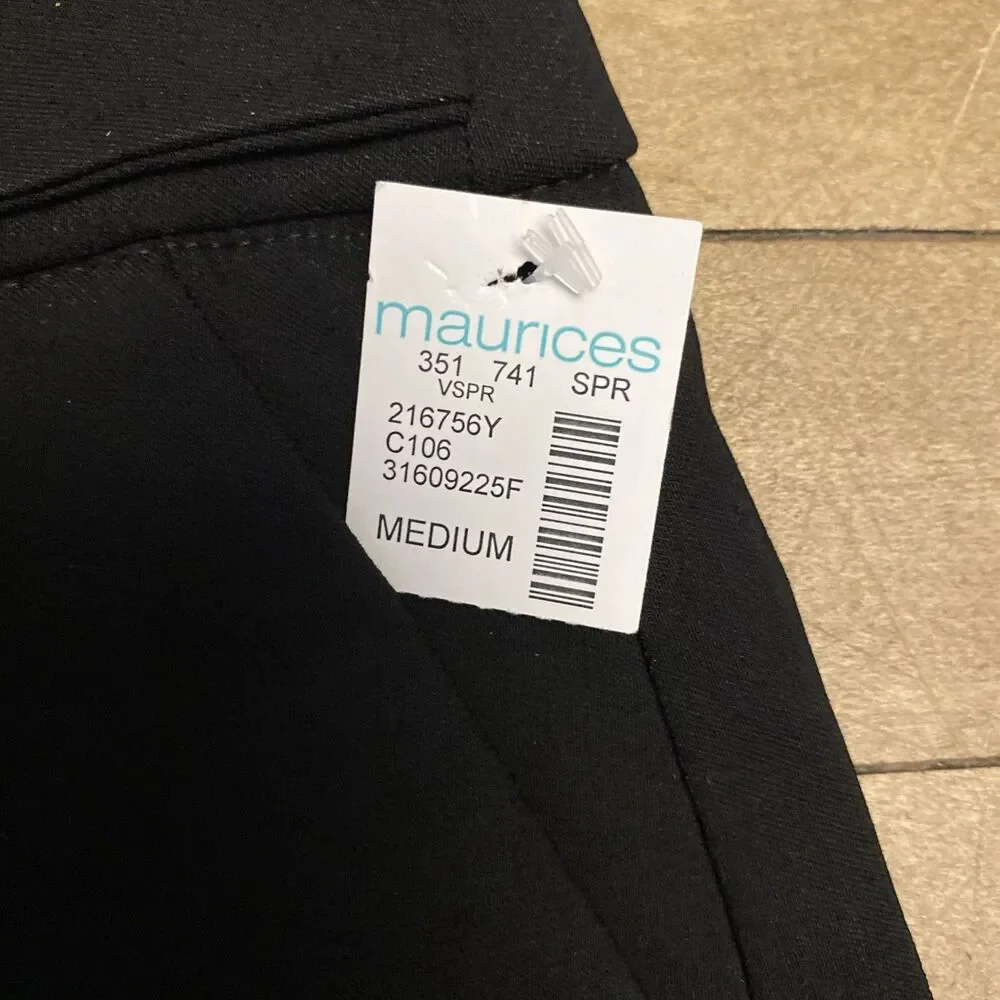 Maurices Shorts Women’s Size Medium High Rise 4” Inseam Black NWT